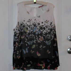 Julie's Closet Two-Toned Multi Color Butterflies Sleeveless Blouse Size 3XL